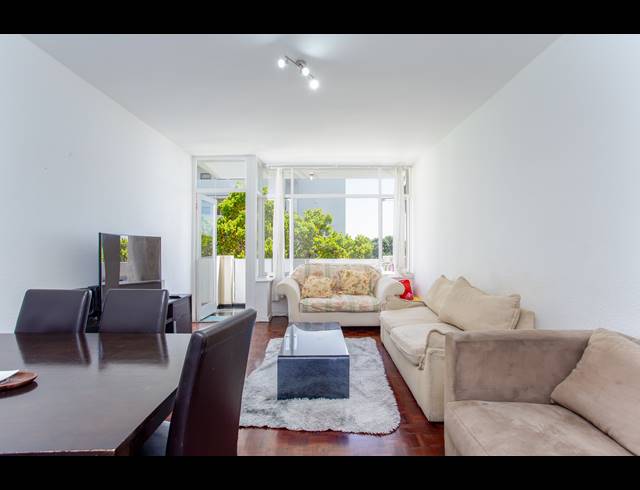 2 BEDROOM APARTMENT FOR SALE IN KENILWORTH